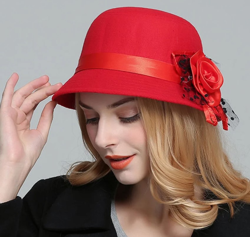 Red Cloche
